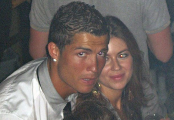 Ronaldo'ya annesinden tecavüz savunması - Resim: 1