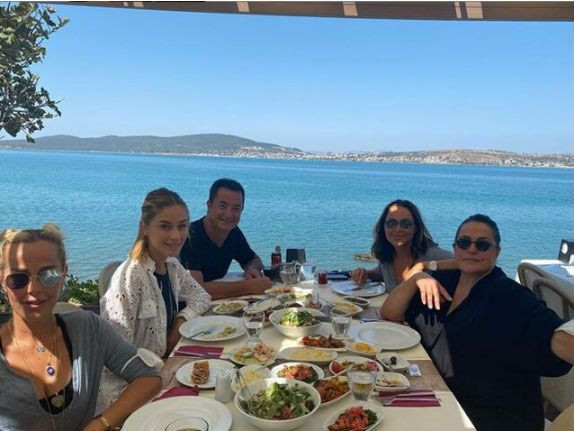 Acun Ilıcalı ile sevgilisi Ayça Çağla Altunkaya'yı Hülya Avşar ifşa etti - Resim: 3