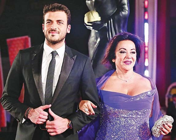 Oya Aydoğan'ın oğlu Gurur ilk kez konuştu annesini ve babasını anlattı - Resim: 3