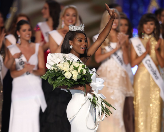 Mayosuz yarışma reytinglerde çakıldı - Resim: 2