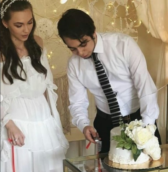 Genç yaşta nişanlanan Miray Akay ve Atilla Doğukan Türkyılmaz'a tepki yağmıştı! Kötü haber geldi - Resim: 4