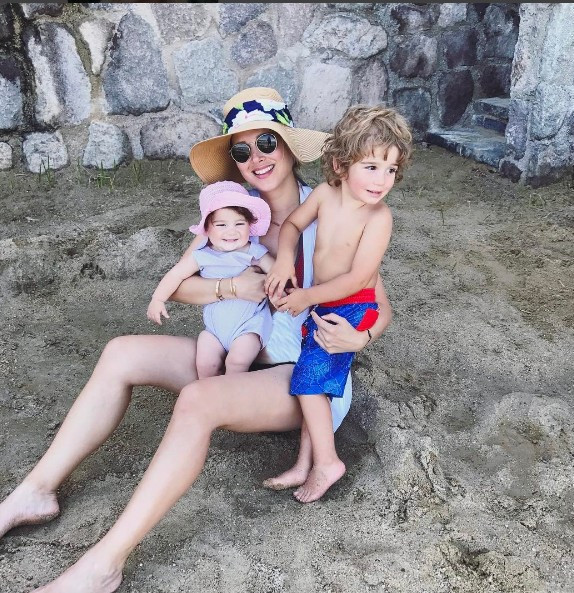 Sosyetik gelin Pınar Sabancı halk pazarında! - Resim: 3