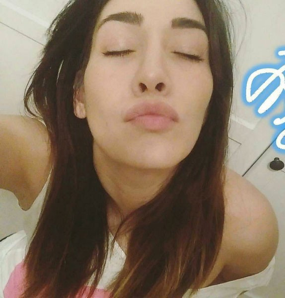 Survivor Berna Canbeldek'in seksi pozları çıktı - Resim: 2