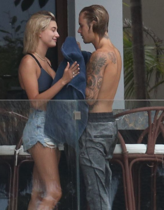 Justin Bieber ile Hailey Baldwin dudak dudağa - Resim: 4