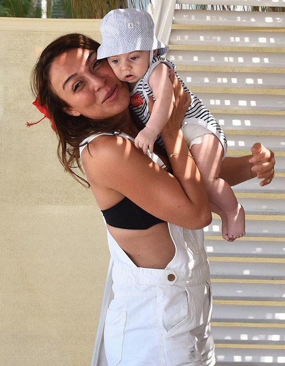 Ziynet Sali isyan etti: Adam kalmadı herkes çapkınlık peşinde - Resim: 3