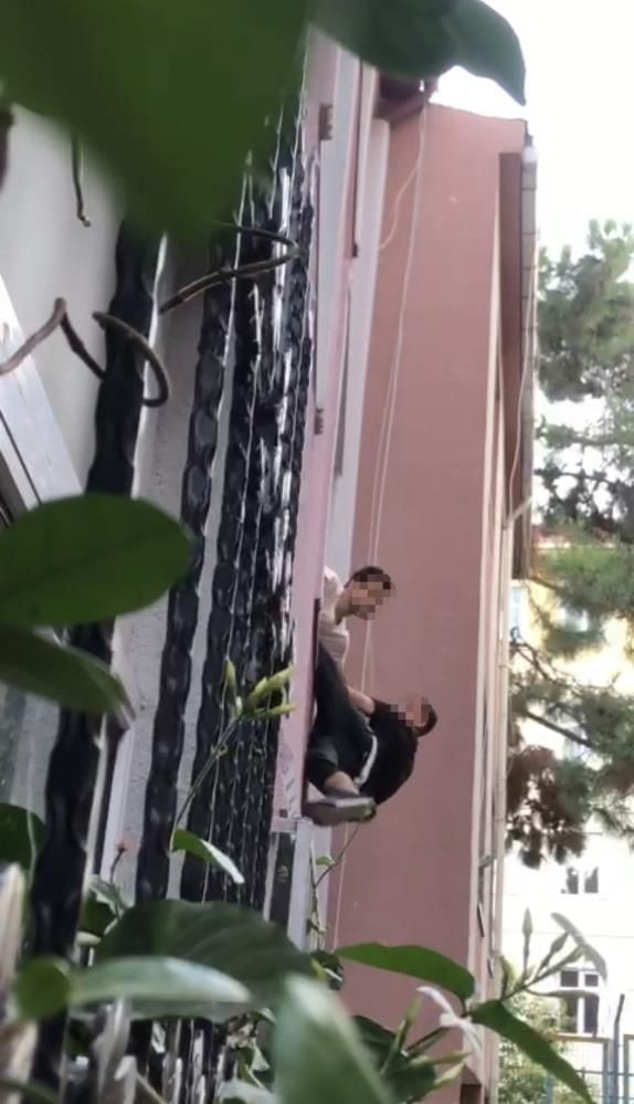 Beyoğlu'nda ev sahibi ecel terleri döktürdü! Hırsız bu kez sert kayaya çarptı - Resim: 4