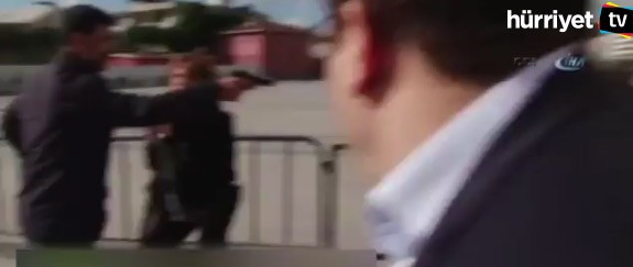 Can Dündar'a silahlı saldırıda en net görüntüler ortaya çıktı - Resim: 2