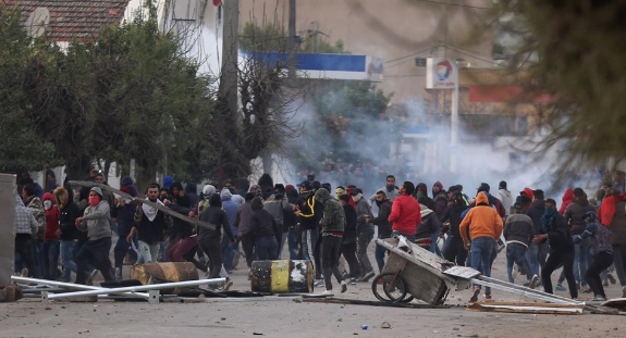 Halk açlıktan kan ağlıyor onların umurlarında bile değil! - Resim: 1