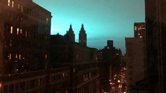 New Yorkluları korkutan mavi ışığın nedeni ortaya çıktı - Resim: 3