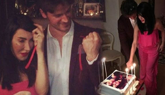 Futbol 3 yıllık aşkı bitirdi! Hande Yener nişanlısı Ümit Cem Şenol ile ayrıldı - Resim: 1