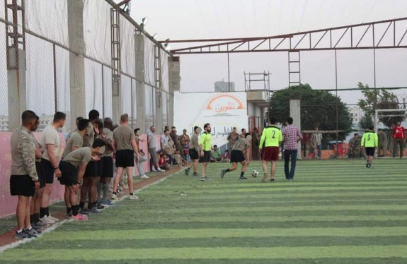 ABD askeri ile YPG'liler maç yaptı - Resim: 2