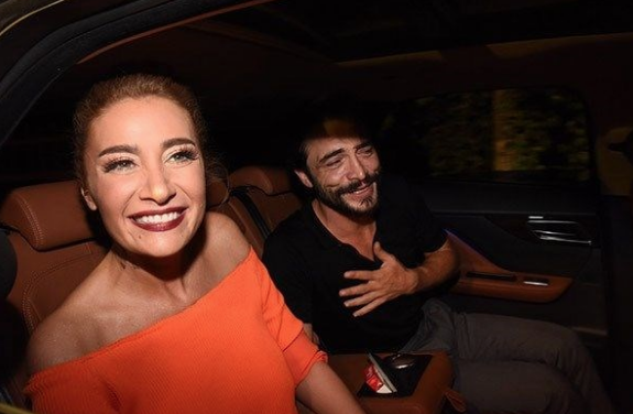 Flaşlar patlayınca panikledi! Sıla, Okan Can Yantır ile yakalandı - Resim: 2