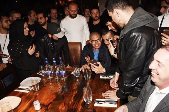 Alex Nusret'e gitti 4 kilo et yedi! - Resim: 3