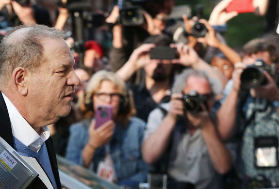 Tacizci yönetmen için iddianame hazır! İşe suçlamalar - Resim: 2