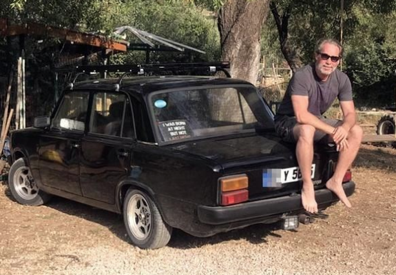 Ünlü oyuncu doğanın tadını çıkarıyor! - Resim: 2