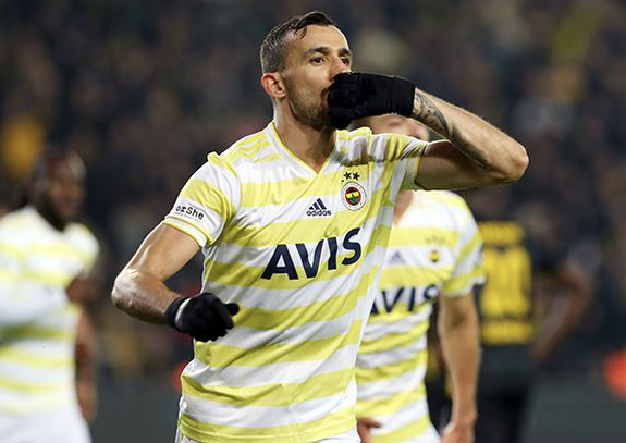 Fenerbahçe'de Mehmet Topal ile yollar ayrılıyor - Resim: 2