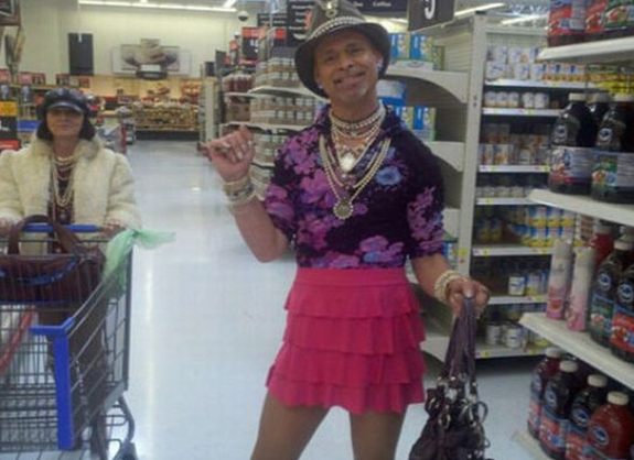 Böyle market müşterisi olur mu hiç - Resim: 2