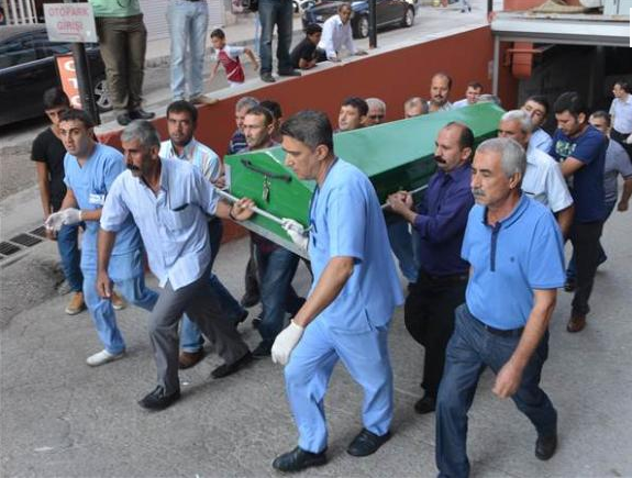 Öcalan'ın ablası Havva Keser toprağa verildi - Resim: 3