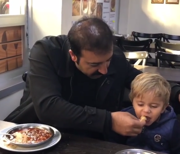 Herkes gariban sanıyor Masterchef Mehmet Sur'un eşiyle malına mülküne bakın - Resim: 2