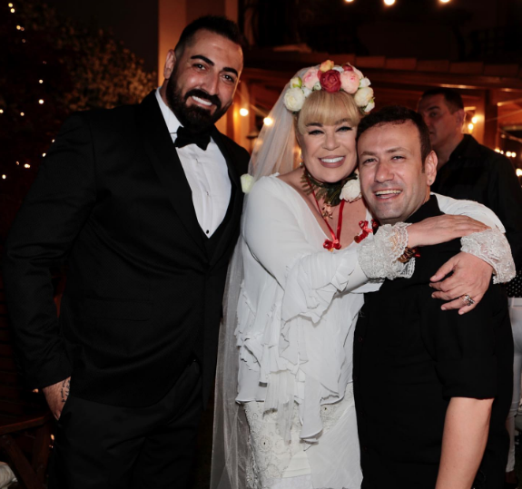 Murat Akıncı intihar etmeye mi hazırlanıyor? Zerrin Özer'den çok konuşulacak açıklama - Resim: 1