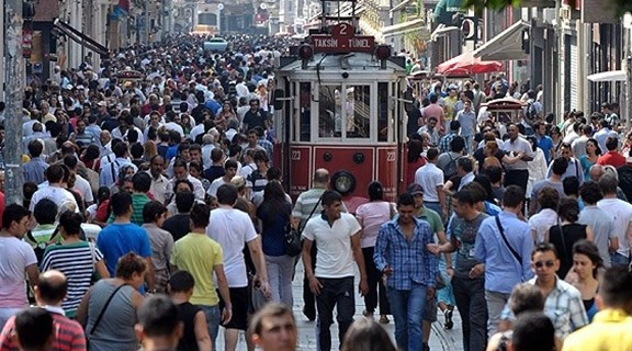 Üniversite öğrencileri part time bu işlerde çalışıyor - Resim: 2