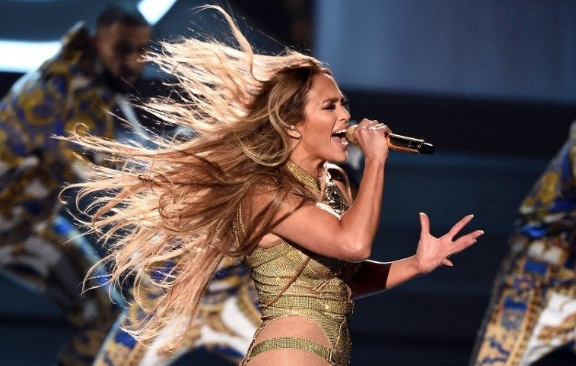 ‘Yüzü güzel ama poposu büyük’ sözleri hırslandırmış - Resim: 3