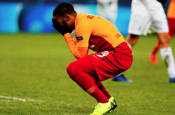 Hüsran sonrası olay sözler: Yeraltından solucanlar çıktı - Resim: 2