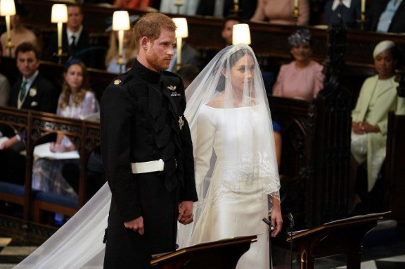 Meghan Markle ve Prens Harry evlendi! İşte yılın düğününden kareler - Resim: 1