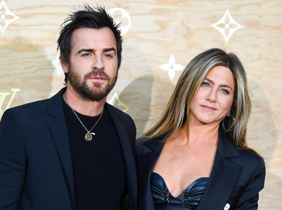 Bu iddia ortalığı karıştırır! Boşanma nedeni Brad Pitt mi - Resim: 1