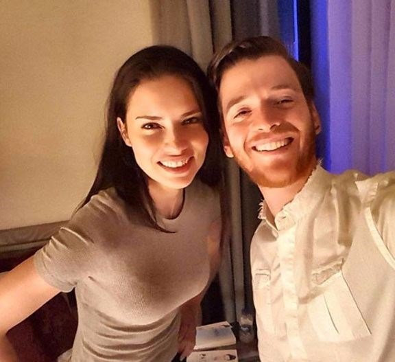 Dünya bu aşkı konuşuyor! Karşılıklı paylaşımlar olay oldu - Resim: 1