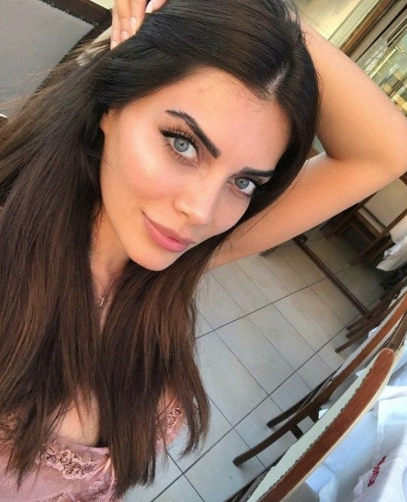 Ceren Hindistan'ın fotoğrafı fuhuş yaptıran işletmede çıktı - Resim: 2