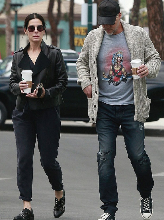 Yüzüğe dikkat! Ünlü oyuncu gizlice evlendi - Resim: 2