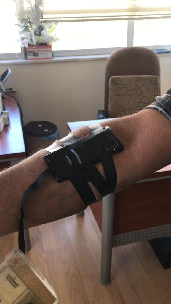 Ehliyet sınavındaki bu kopya düzeneği pes dedirtti! - Resim: 0