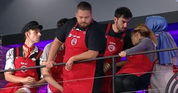 MasterChef eleme adayı kimler oldu? Yarışmacılar Eda'yı ikna edemedi - Resim: 2