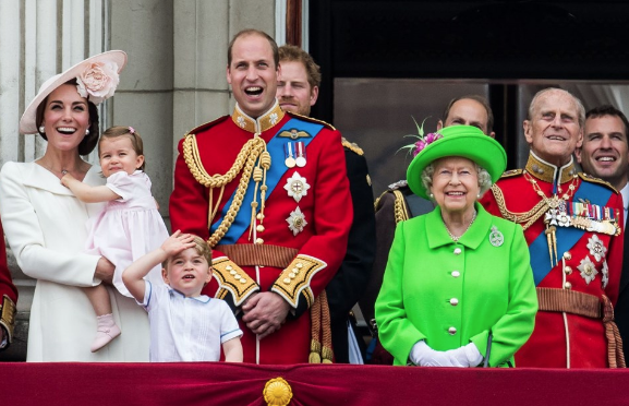 İngiltere'yi karıştıran kitap! Seks hikayeleri ifşa oldu - Resim: 1
