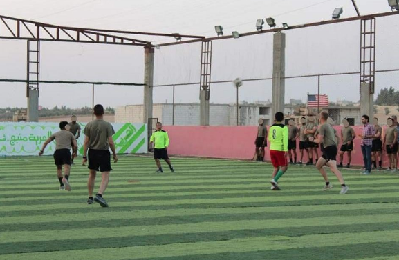 ABD askeri ile YPG'liler maç yaptı - Resim: 1