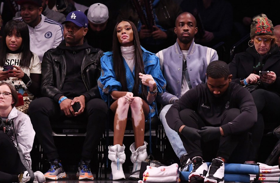 Maçı bırak Winnie Harlow'a bak! NBA'yi sallayan güzel - Resim: 3
