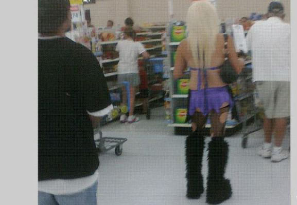 Alışveriş yapan tuhaf insanlar... - Resim: 3