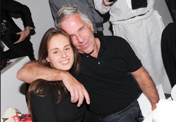 Milyarder iş adamının yaptıkları mahkemede ortaya çıktı! Reşit olmayan 14 yaşındaki kızları... - Resim: 1