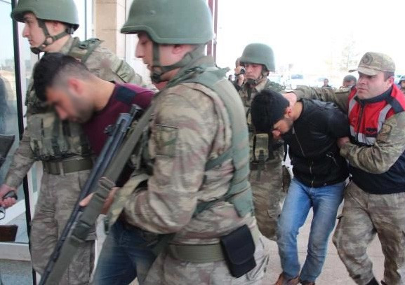 Sınırda yakalandılar otomobilden çıkanlara bakın - Resim: 4