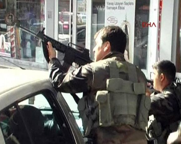 TÜİK bürosuna silahlı saldırı: 7 ölü  - Resim: 4