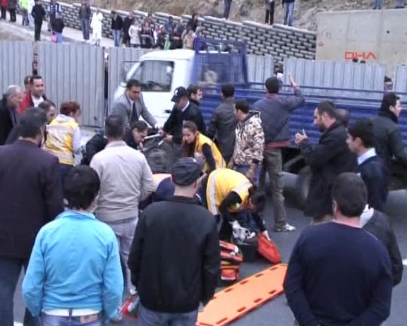 O kadar hızlıydı kı araç havalandı! - Resim: 2