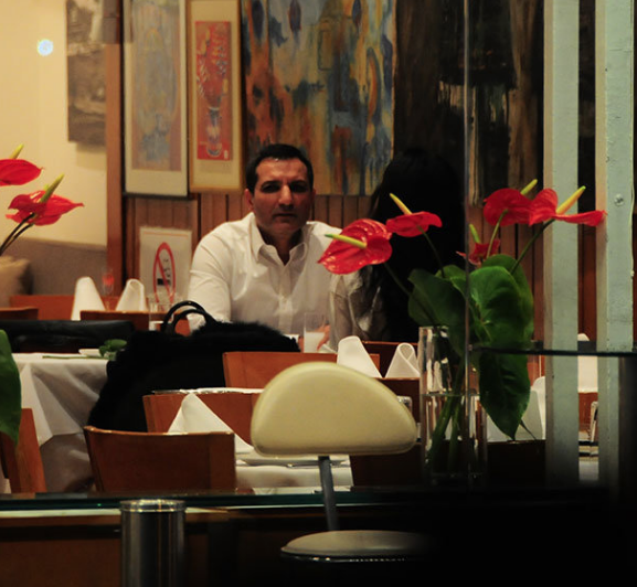 Esmer güzelle yakalandı 'spor arkadaşım' dedi - Resim: 2