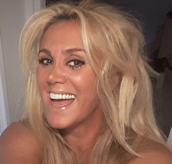 Çılgın Bediş'in Banu'su evrim geçirmiş eşi ve çocuklarına bakın - Resim: 2