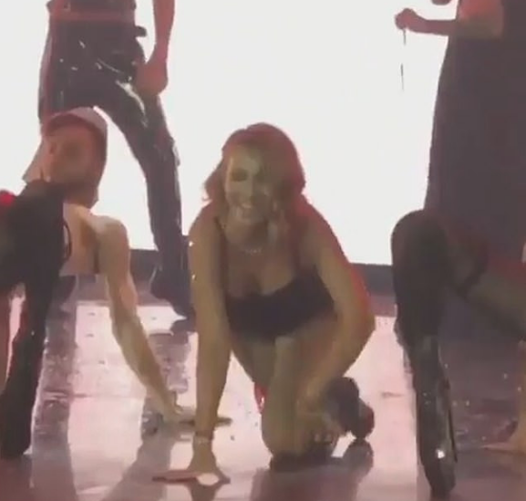 Putin'in manevi kızı Ksenia Sobchak evlendi düğünde +18 dansı olay yarattı - Resim: 3