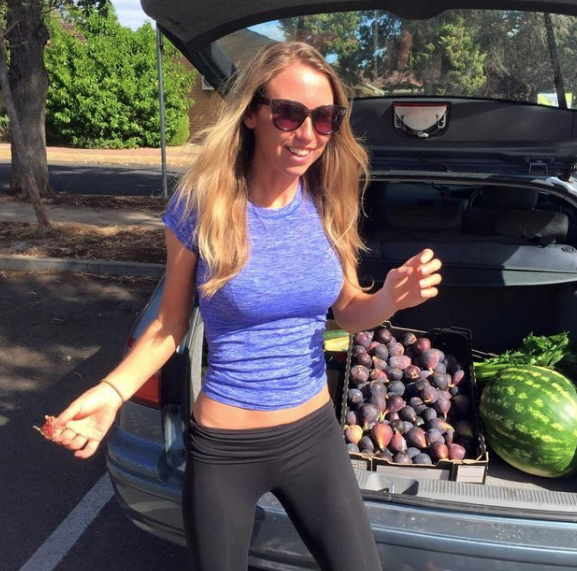 Bir sabah uyandı sevgilisini alıp ormana taşındı!  - Resim: 4