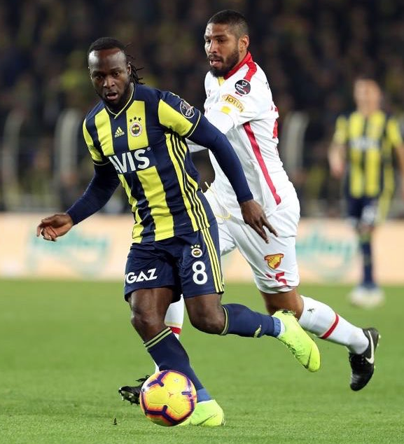 İngilizler mest oldu: Hazard Moses'e dönüştü - Resim: 3