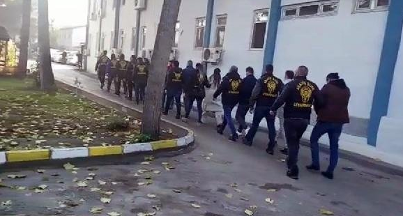 Dolandırıcıların son yöntemi bu oldu: Beğendiğiniz kadınla akşam yemeği, evlilik paketi! - Resim: 1