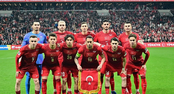 Türk futbolunun dünyadaki yeri belli oldu! İşte en güçlü 25 takım... - Resim: 1