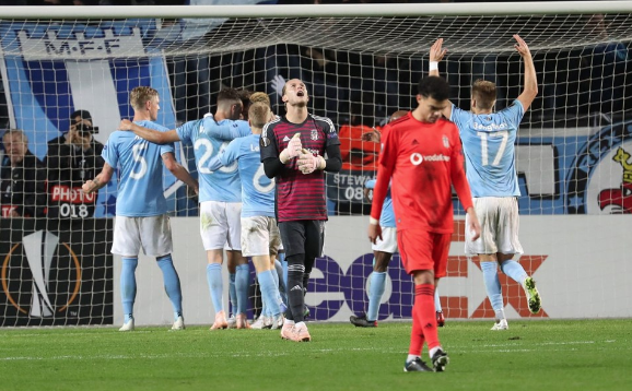 Karius'un Malmö maçında yediği hatalı gol Avrupa'nın dilinde  - Resim: 1
